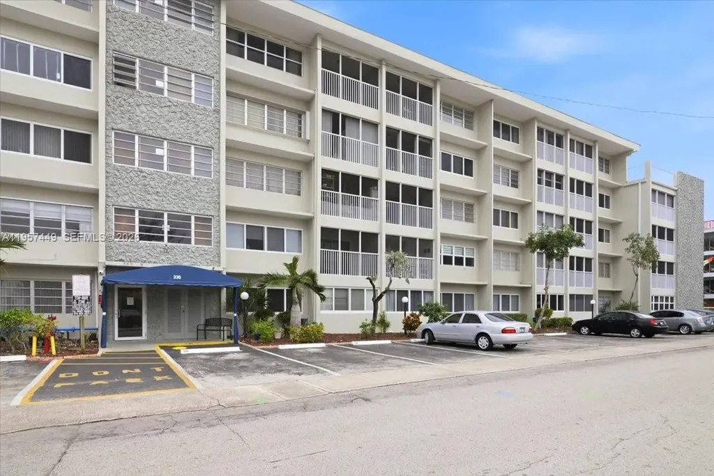 330 SE 2nd Street Hallandale Beach FL 33009