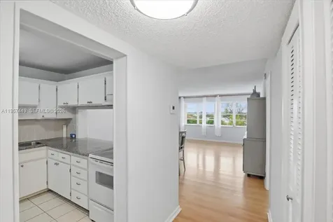 330 SE 2nd Street Hallandale Beach FL 33009