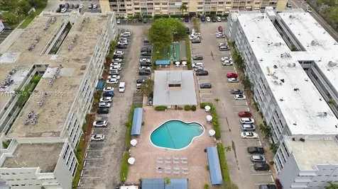 330 SE 2nd Street Hallandale Beach FL 33009