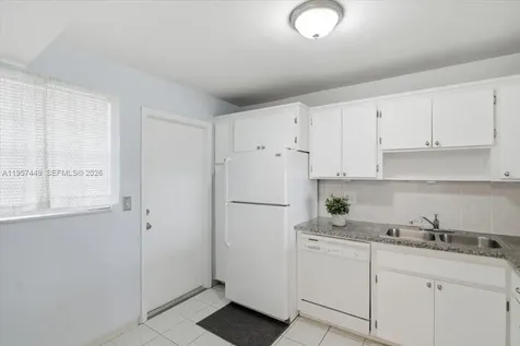 330 SE 2nd Street Hallandale Beach FL 33009