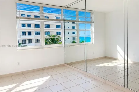 100 Lincoln Road Miami Beach FL 33139