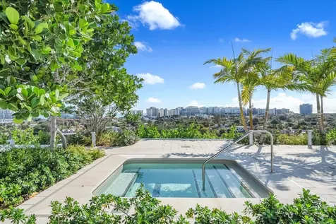 9201 E Bay Harbor Bay Harbor Islands FL 33154