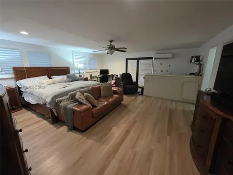 9860 SW 140th Street Miami FL 33176