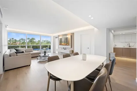 20505 E Country Club Drive Aventura FL 33180