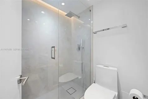 20505 E Country Club Drive Aventura FL 33180