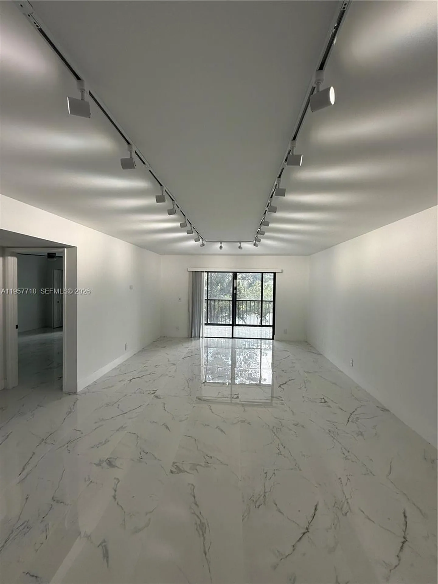 7290 Kinghurst Drive Delray Beach FL 33446