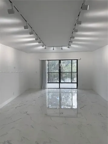 7290 Kinghurst Drive Delray Beach FL 33446