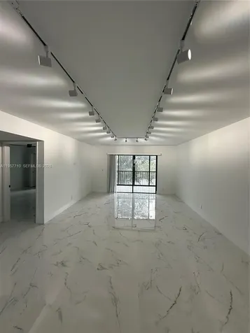 7290 Kinghurst Drive Delray Beach FL 33446