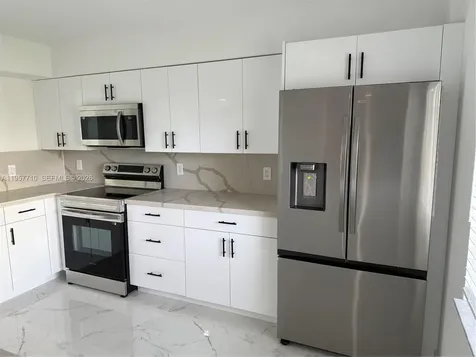 7290 Kinghurst Drive Delray Beach FL 33446