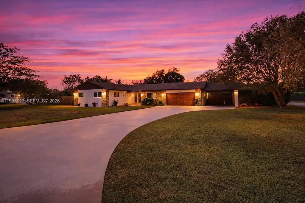 19520 SW 307th Street Homestead FL 33030