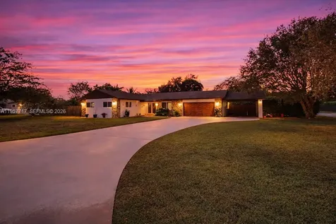19520 SW 307th Street Homestead FL 33030