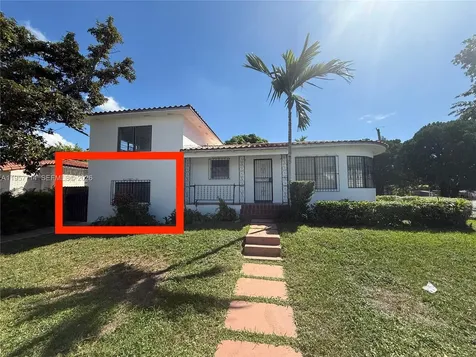 525 SW 22 Avenue Miami FL 33135