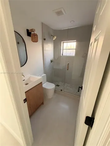 525 SW 22 Avenue Miami FL 33135