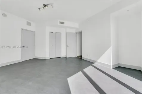 60 SW 13th Street Miami FL 33130