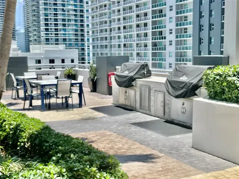 60 SW 13th Street Miami FL 33130