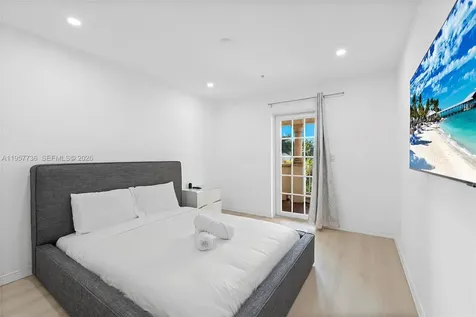 1415 Sunset Harbour Drive Miami Beach FL 33139