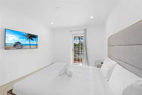 1415 Sunset Harbour Drive Miami Beach FL 33139
