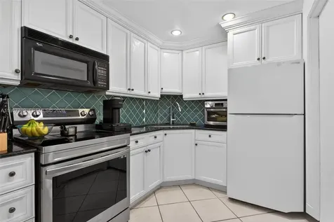 9 NE 19th Court Wilton Manors FL 33305