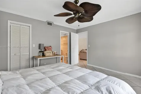 9 NE 19th Court Wilton Manors FL 33305