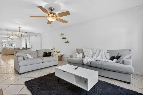 9 NE 19th Court Wilton Manors FL 33305