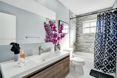 477 SE 17th Terrace Deerfield Beach FL 33441