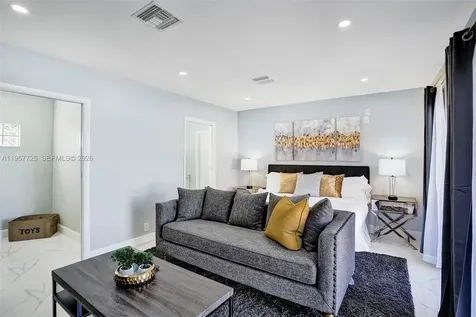477 SE 17th Terrace Deerfield Beach FL 33441