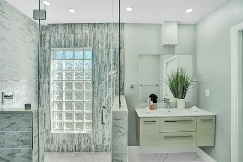 477 SE 17th Terrace Deerfield Beach FL 33441