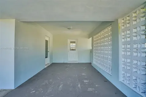 477 SE 17th Terrace Deerfield Beach FL 33441