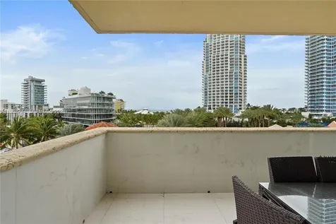 300 S Pointe Drive Miami Beach FL 33139