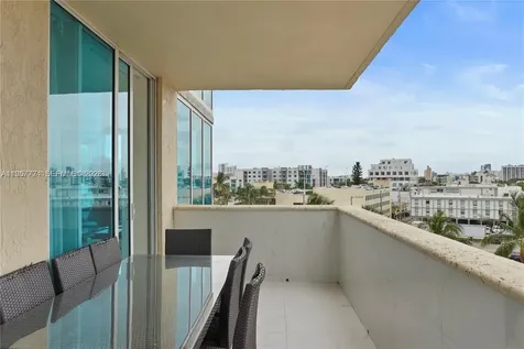 300 S Pointe Drive Miami Beach FL 33139