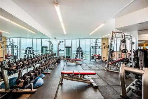 300 S Pointe Drive Miami Beach FL 33139