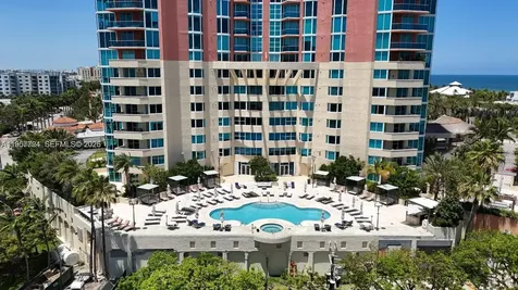 300 S Pointe Drive Miami Beach FL 33139