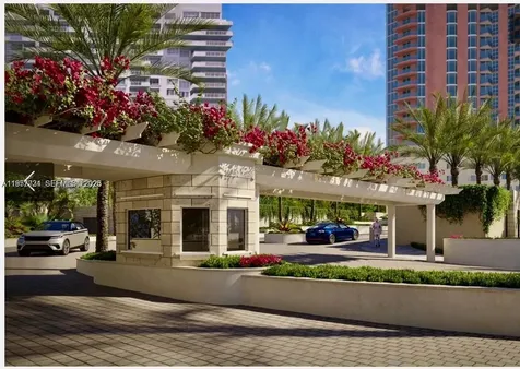 300 S Pointe Drive Miami Beach FL 33139