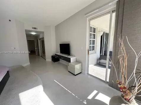 3900 Island Boulevard Aventura FL 33160