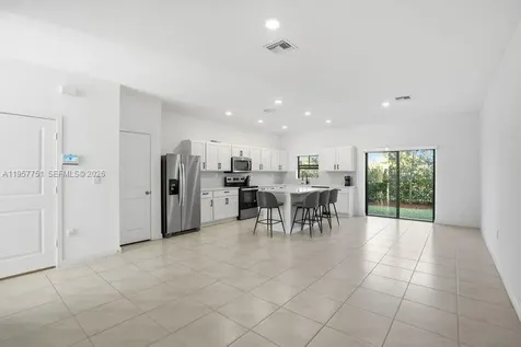 816 NW 3rd Terrace Pompano Beach FL 33060