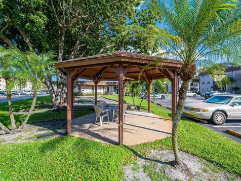 8161 SW 24th Court Davie FL 33324
