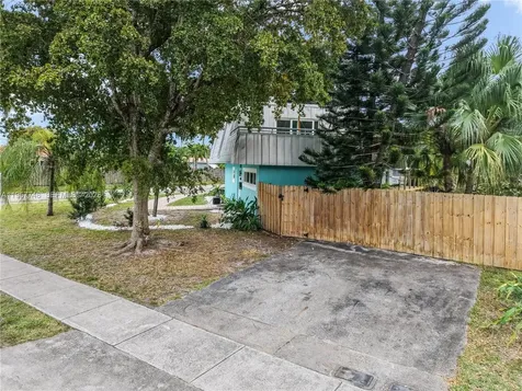 4081 NE 14th Avenue Oakland Park FL 33334