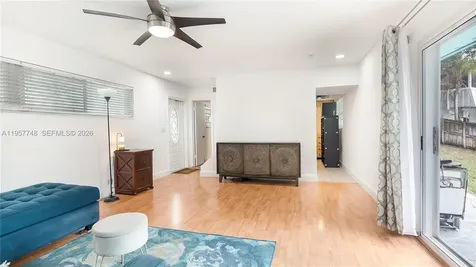4081 NE 14th Avenue Oakland Park FL 33334