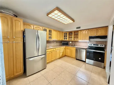 2203 NE 7th Street Hallandale Beach FL 33009