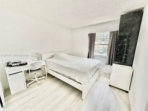 2203 NE 7th Street Hallandale Beach FL 33009