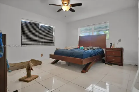 2024 NE 26th Street Wilton Manors FL 33305