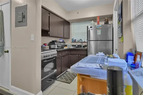 2024 NE 26th Street Wilton Manors FL 33305