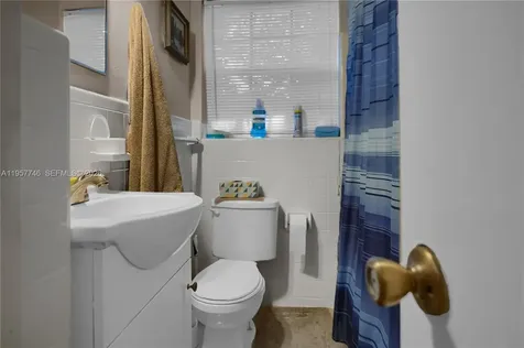 2024 NE 26th Street Wilton Manors FL 33305
