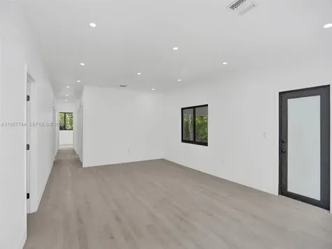 759 NE 127th Street North Miami FL 33161