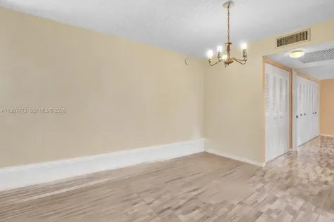 160 Markham H Deerfield Beach FL 33442