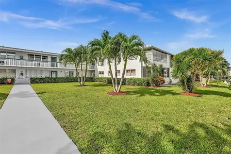 160 Markham H Deerfield Beach FL 33442
