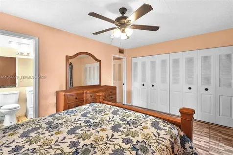 160 Markham H Deerfield Beach FL 33442