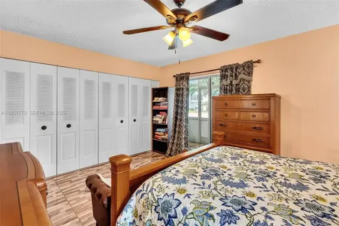 160 Markham H Deerfield Beach FL 33442