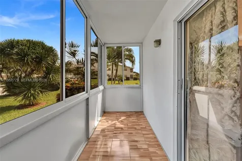 160 Markham H Deerfield Beach FL 33442