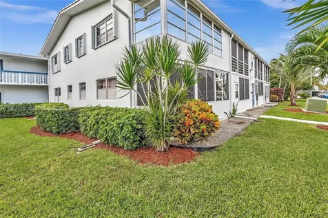 160 Markham H Deerfield Beach FL 33442
